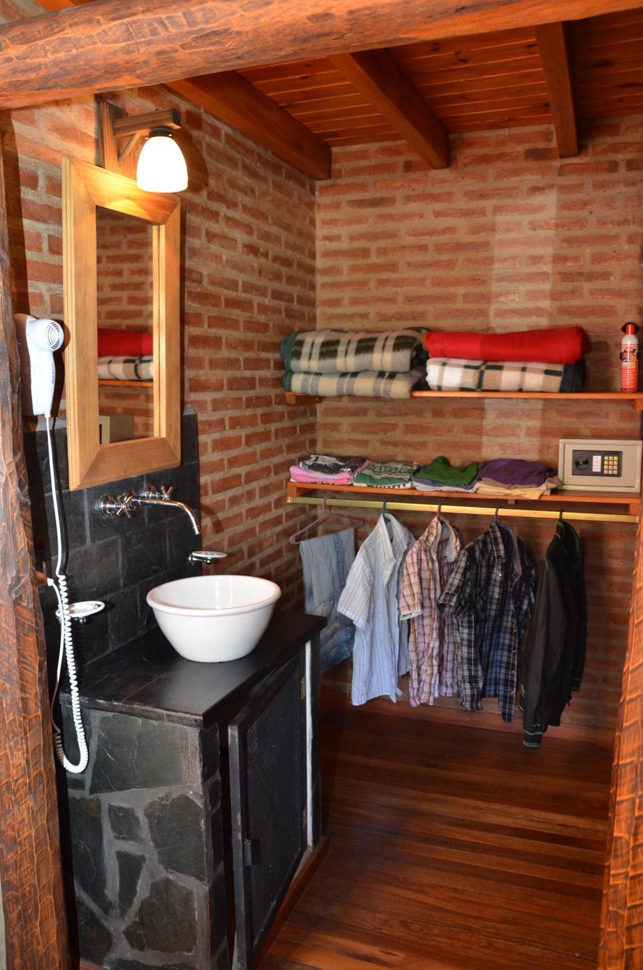 Lauquen Pilmaiquen Y Spa Villa de Merlo Ngoại thất bức ảnh