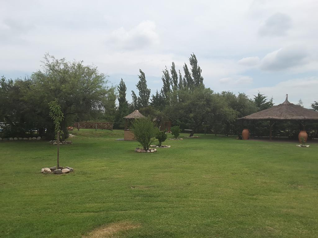 Lauquen Pilmaiquen Y Spa Villa de Merlo Ngoại thất bức ảnh