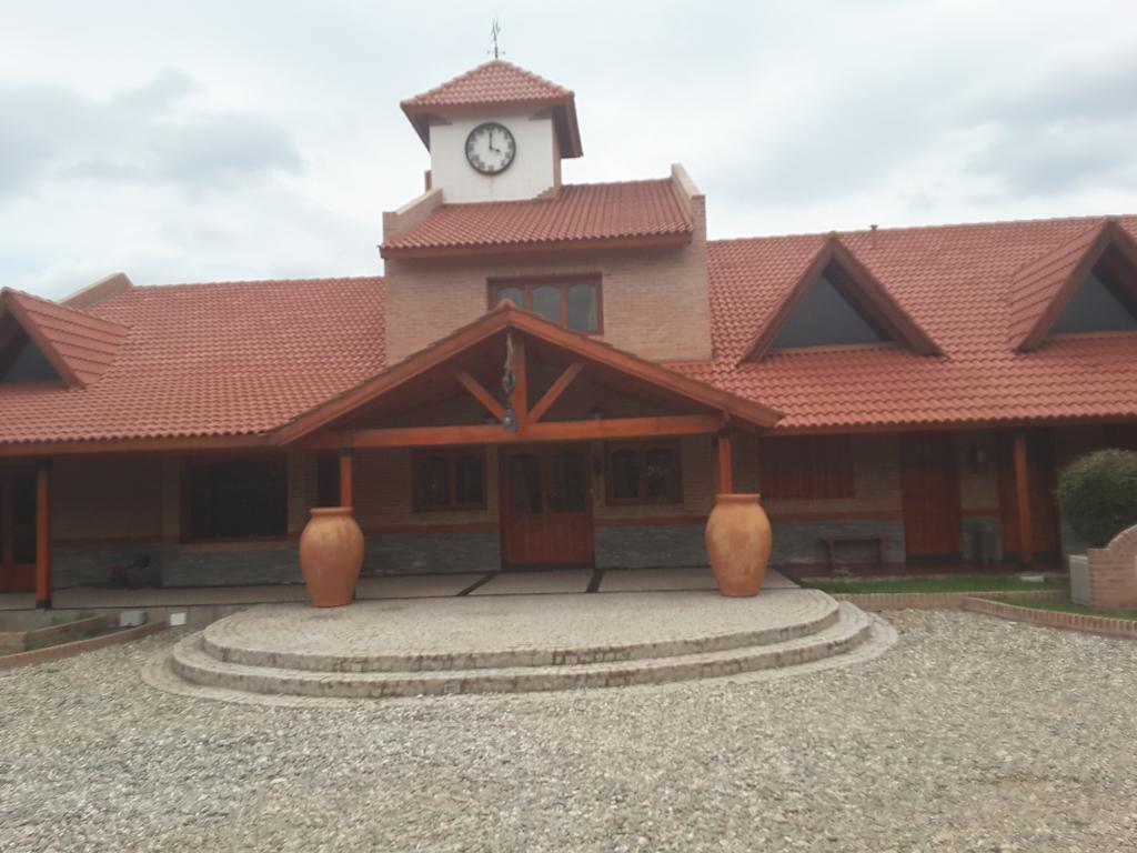 Lauquen Pilmaiquen Y Spa Villa de Merlo Ngoại thất bức ảnh