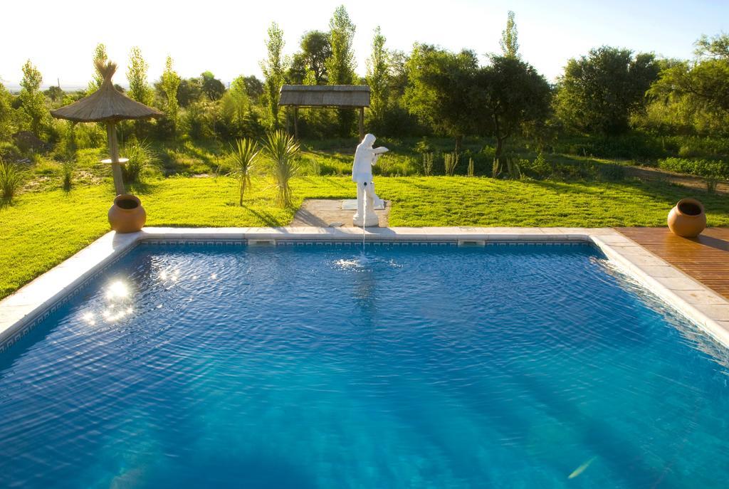 Lauquen Pilmaiquen Y Spa Villa de Merlo Ngoại thất bức ảnh
