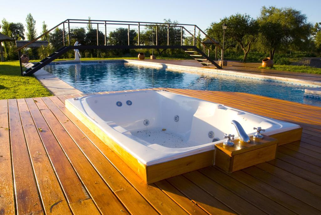 Lauquen Pilmaiquen Y Spa Villa de Merlo Ngoại thất bức ảnh