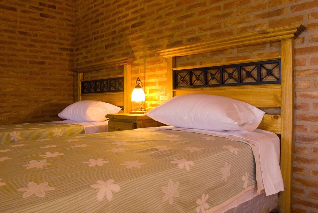 Lauquen Pilmaiquen Y Spa Villa de Merlo Ngoại thất bức ảnh