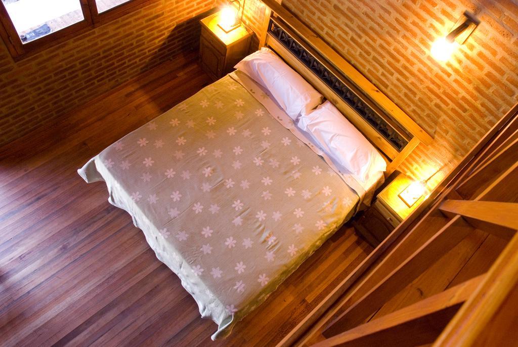 Lauquen Pilmaiquen Y Spa Villa de Merlo Ngoại thất bức ảnh