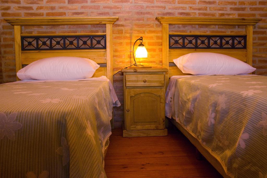 Lauquen Pilmaiquen Y Spa Villa de Merlo Ngoại thất bức ảnh